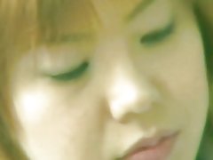 Japoniako eskola girl lortzen bere mamitsuena arrosa pussy licked ondoren, fucks